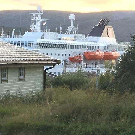 Apartamento Blue House II At The End Of The World Mehamn Exterior foto
